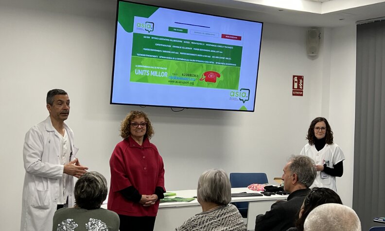 Jornada para pacientes en el Hospital Joan XXIII de Tarragona, junto al Dr. Feliu y la Dietista- Nutricionista Alba Guasch